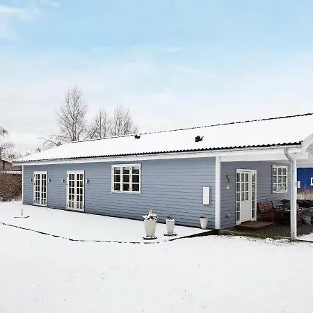 Two-bedroom Holiday In Nakskov 2 بيت للعطل Knubbeløkke