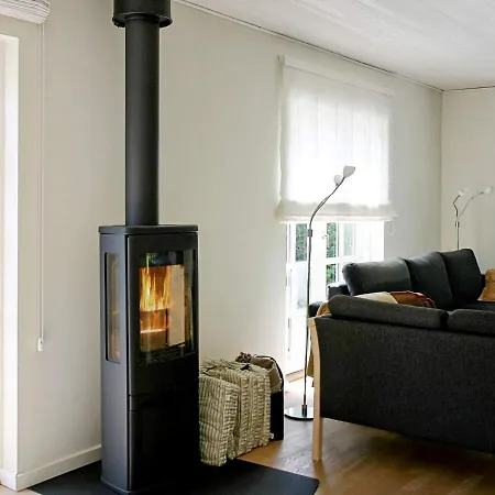 Two-bedroom Holiday In Nakskov 2 *